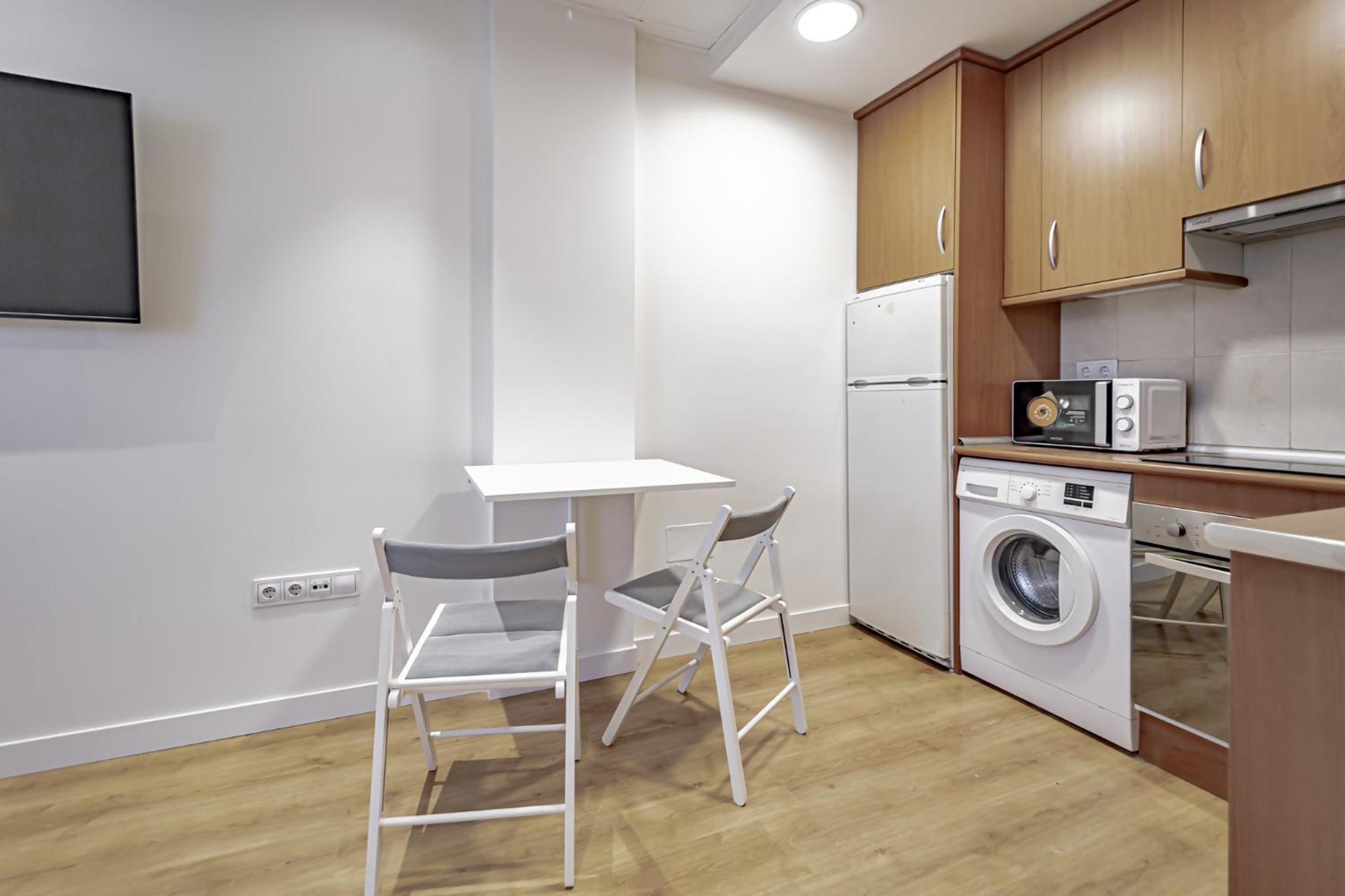 Apartamentos Noviembre Madrid Exterior photo