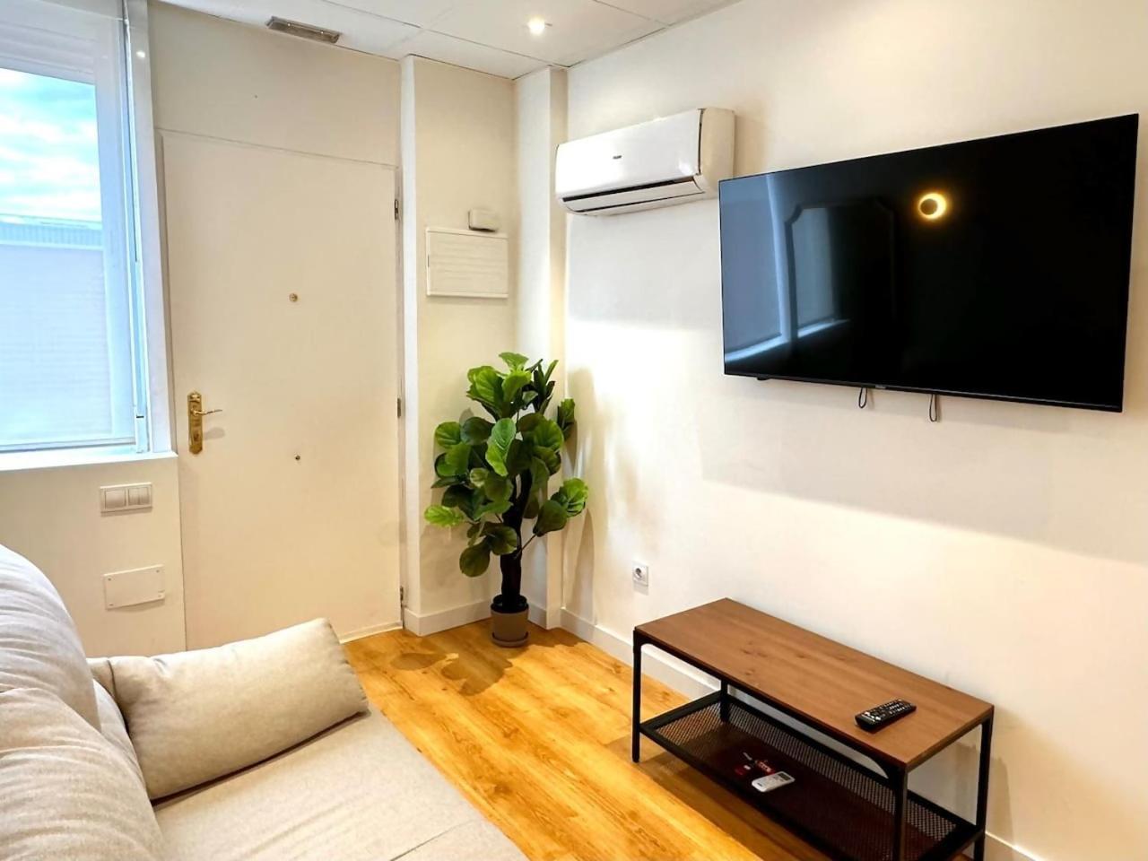 Apartamentos Noviembre Madrid Exterior photo